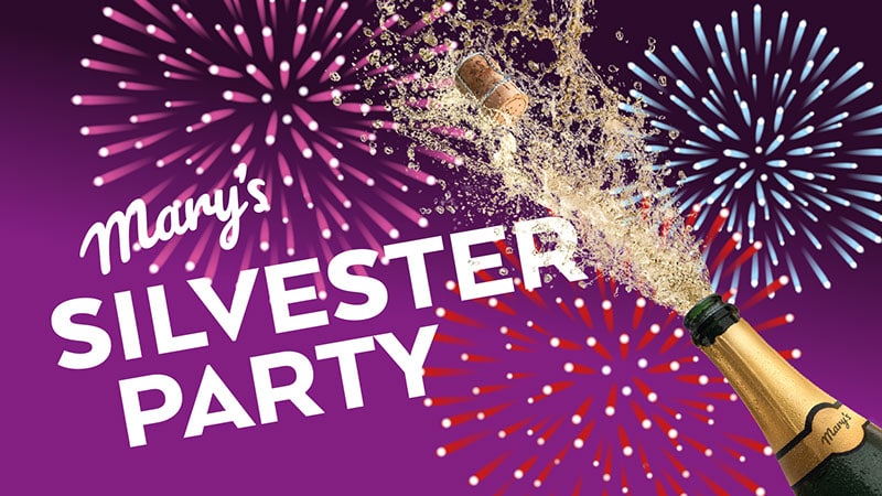 Eine Sektflasche knallt auf und versprüht Seifenblasen, im Hintergrund ist ein buntes Feuerwerk zu sehen und in fetten weißen Buchstaben steht "Mary's Silvester Party" auf einem lila Hintergrund - perfekt für Inspirationen im Hochzeitspark Thüringen oder bei Veranstaltungen im Kyffhäuserkreis.